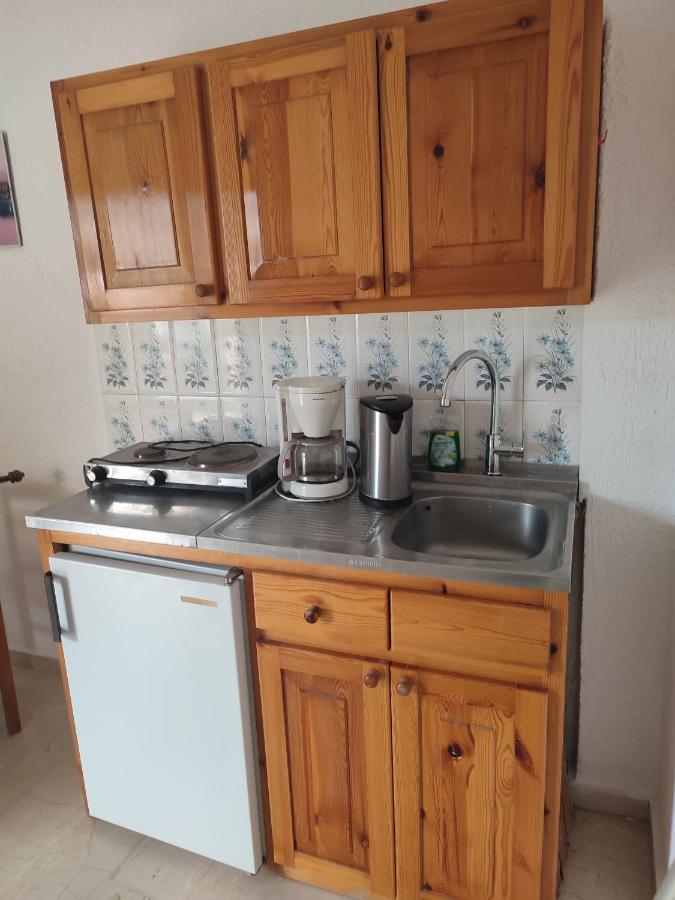 Marianna Apartments Agia Pelagia  Buitenkant foto